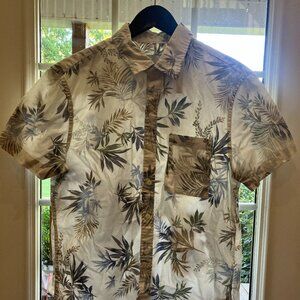 American Eagle Short Sleeve